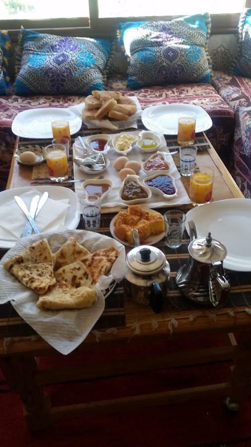 Maison D'Hote Chez La Famille Tamellalt  Buitenkant foto
